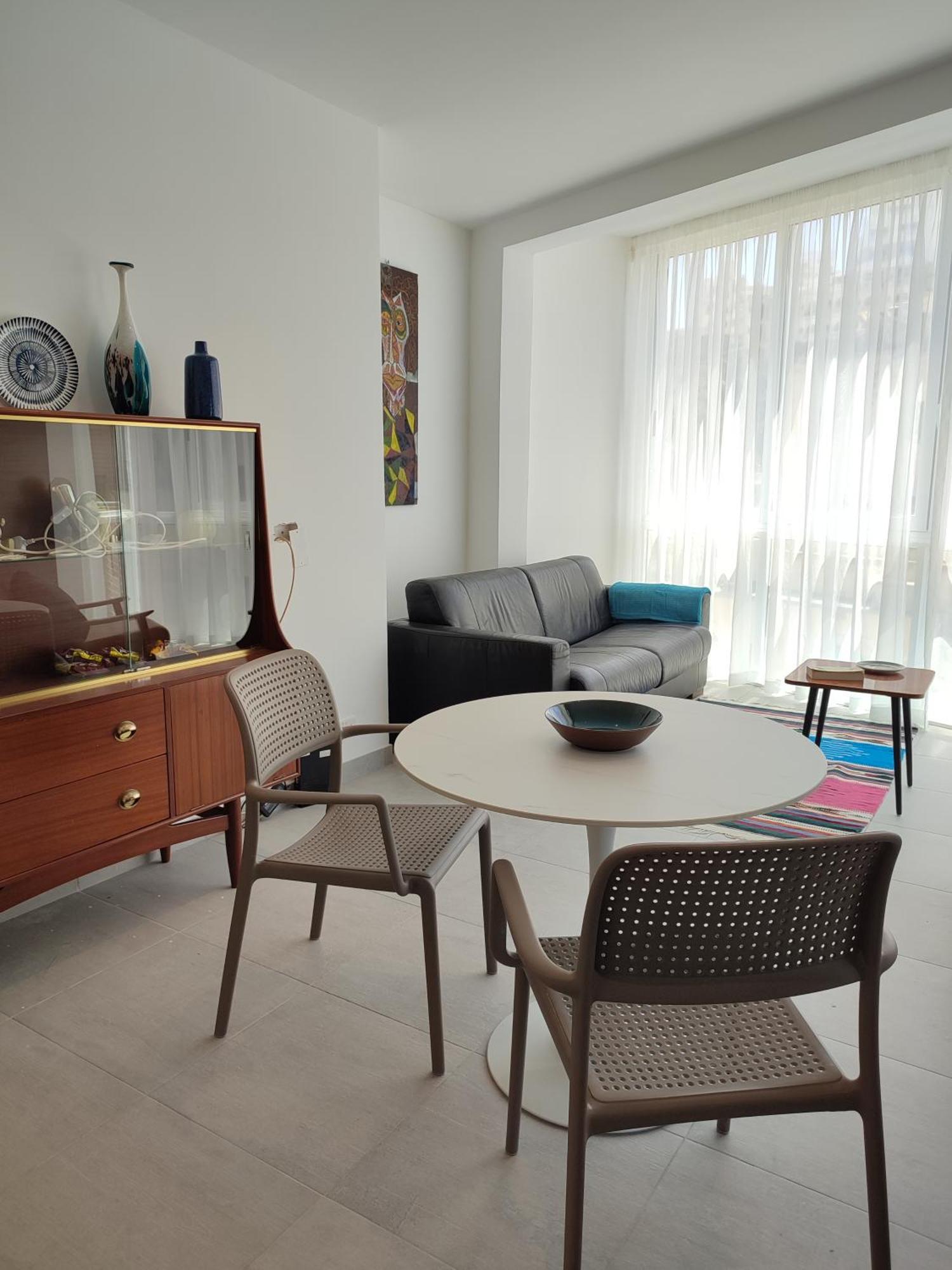 Xlendistays - Centrally Located Seafront Living Holiday Spaces In ซเลนดิ ภายนอก รูปภาพ