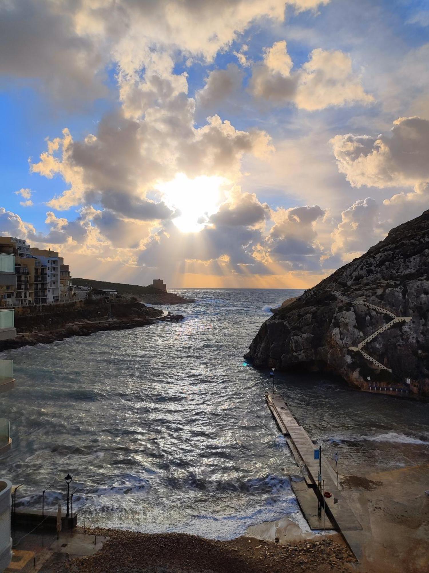 Xlendistays - Centrally Located Seafront Living Holiday Spaces In ซเลนดิ ภายนอก รูปภาพ
