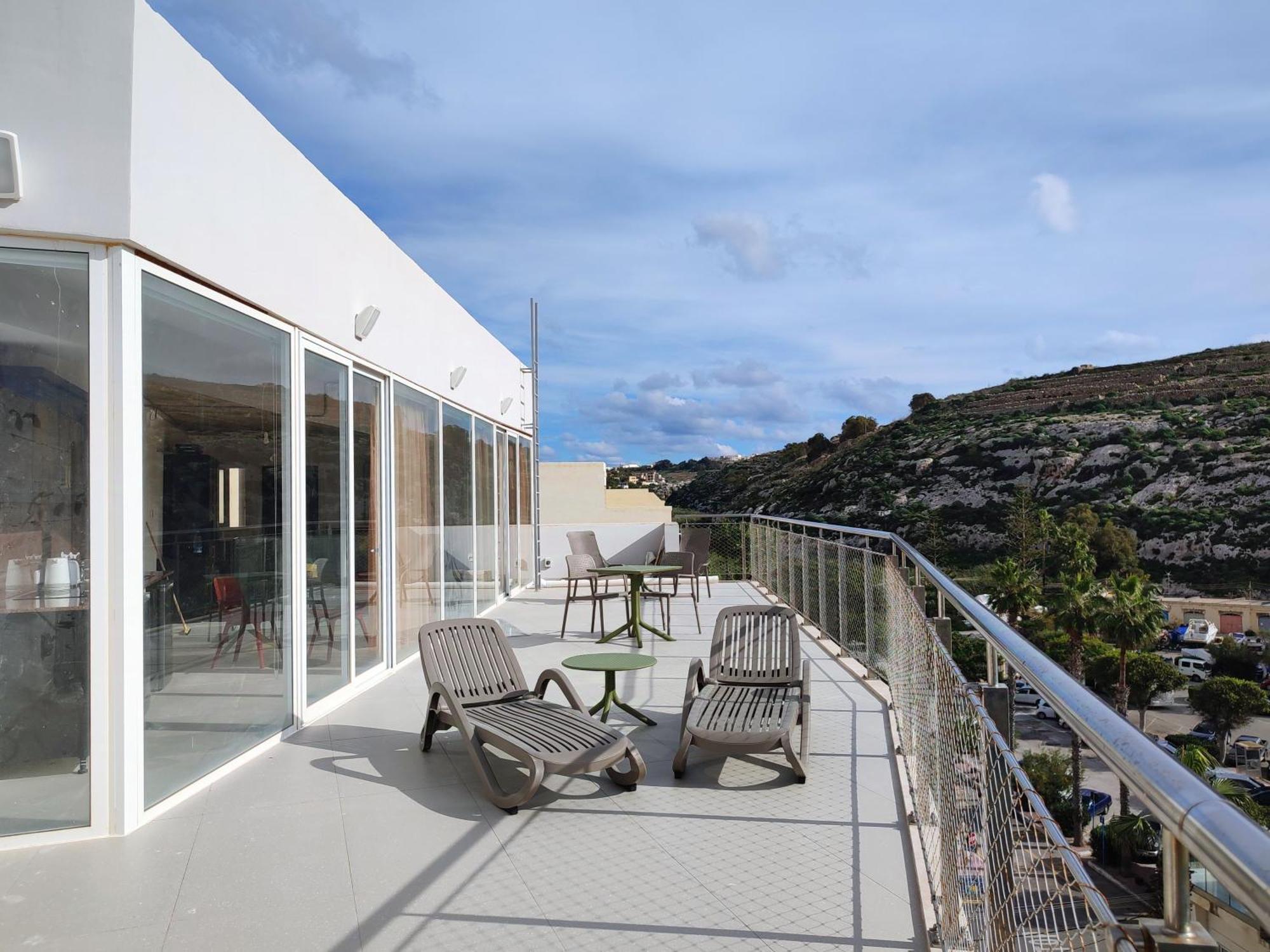 Xlendistays - Centrally Located Seafront Living Holiday Spaces In ซเลนดิ ภายนอก รูปภาพ
