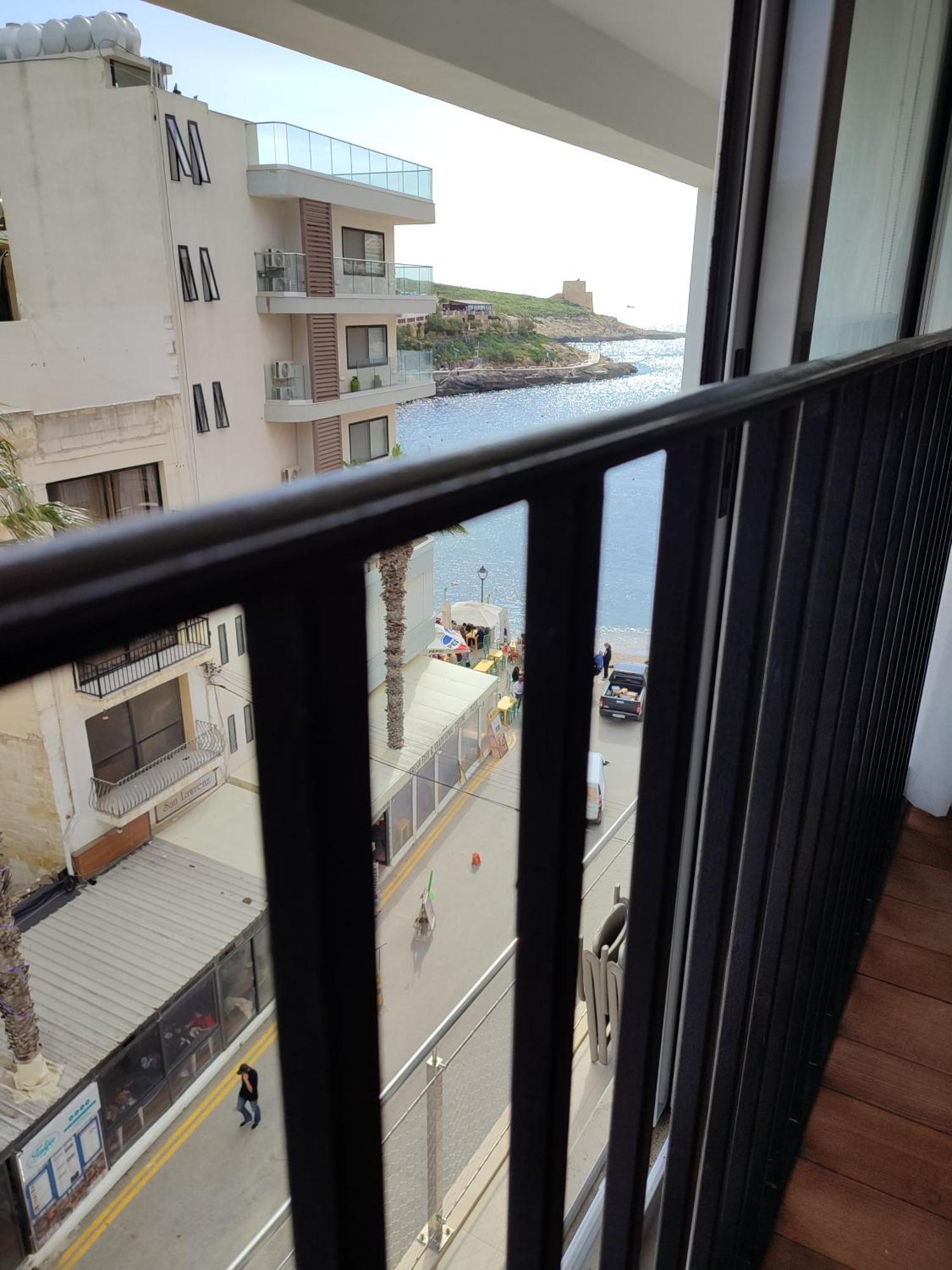 Xlendistays - Centrally Located Seafront Living Holiday Spaces In ซเลนดิ ภายนอก รูปภาพ