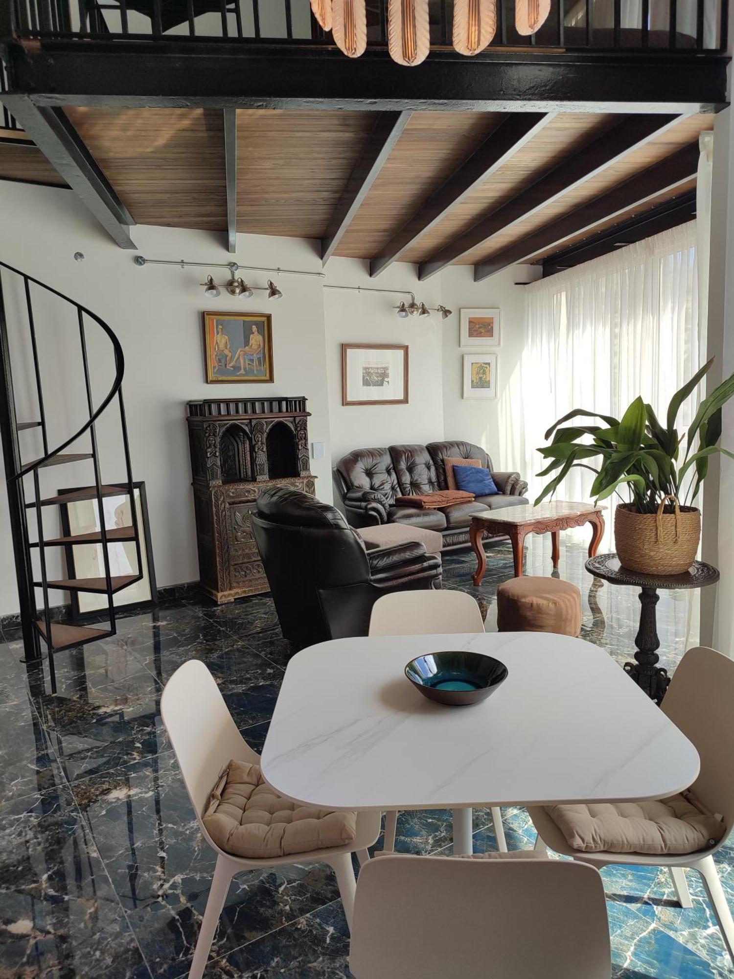 Xlendistays - Centrally Located Seafront Living Holiday Spaces In ซเลนดิ ภายนอก รูปภาพ